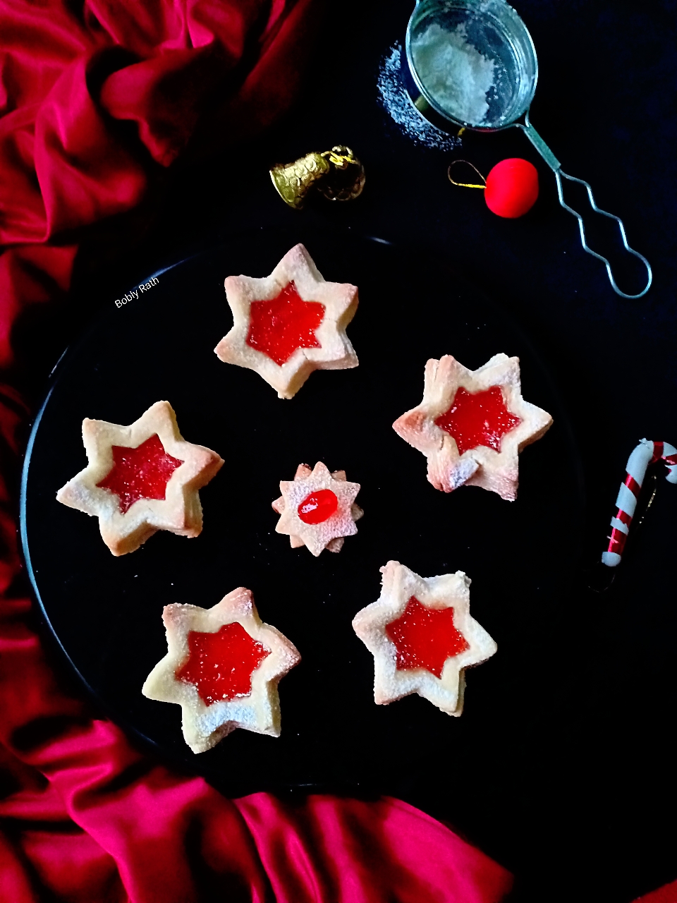 Linzer cookies Linzer cookies