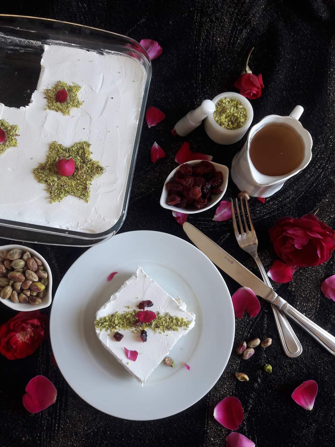 Layali Lubnan / Semolina Lebanese Pudding Recipe Layali Lubnan / Semolina Lebanese Pudding Recipe