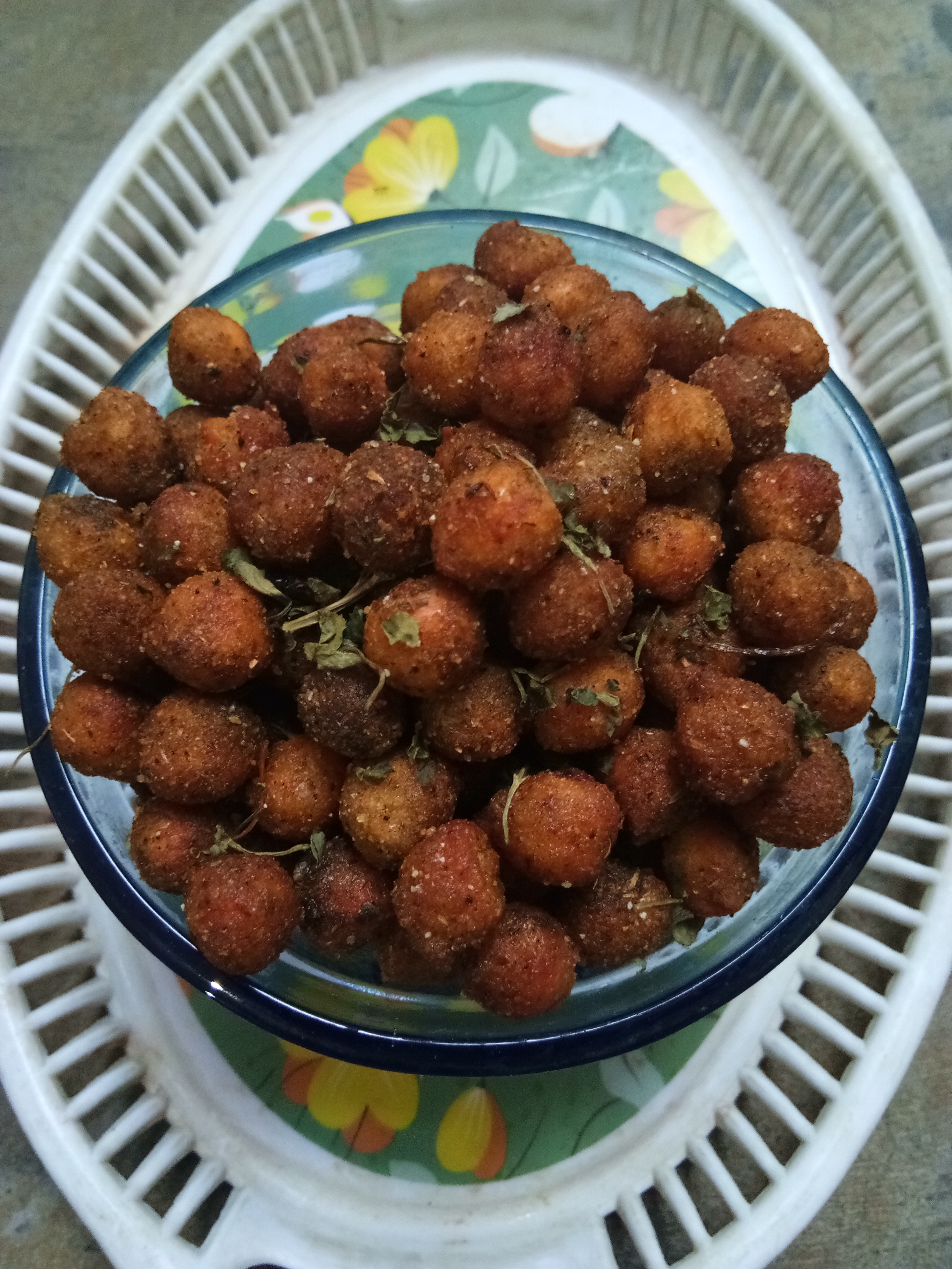 Crispy Spicy Chickpeas Snack Crispy Spicy Chickpeas Snack