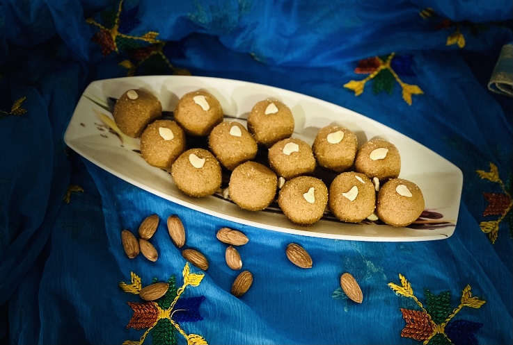 PUNJABI PINNI RECIPE PUNJABI PINNI RECIPE